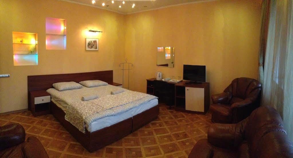 Хостел New Минск Экстерьер фото
